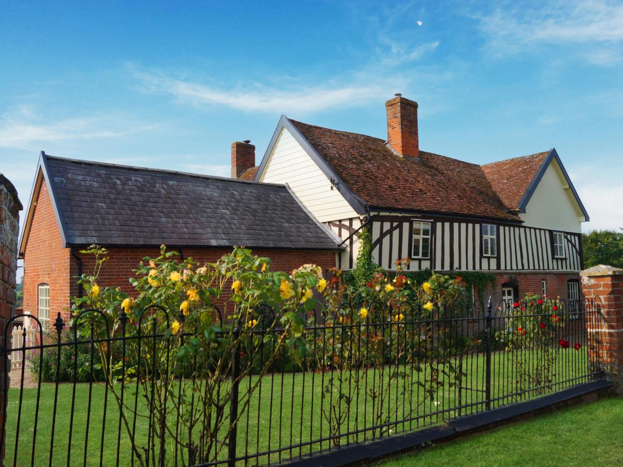 Holiday home Knights Farm